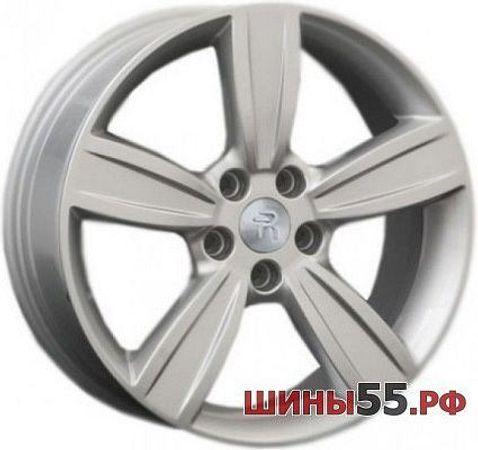 Диск Replay CI18 6,5x17 5x114,3 ET38 67,1 Sil