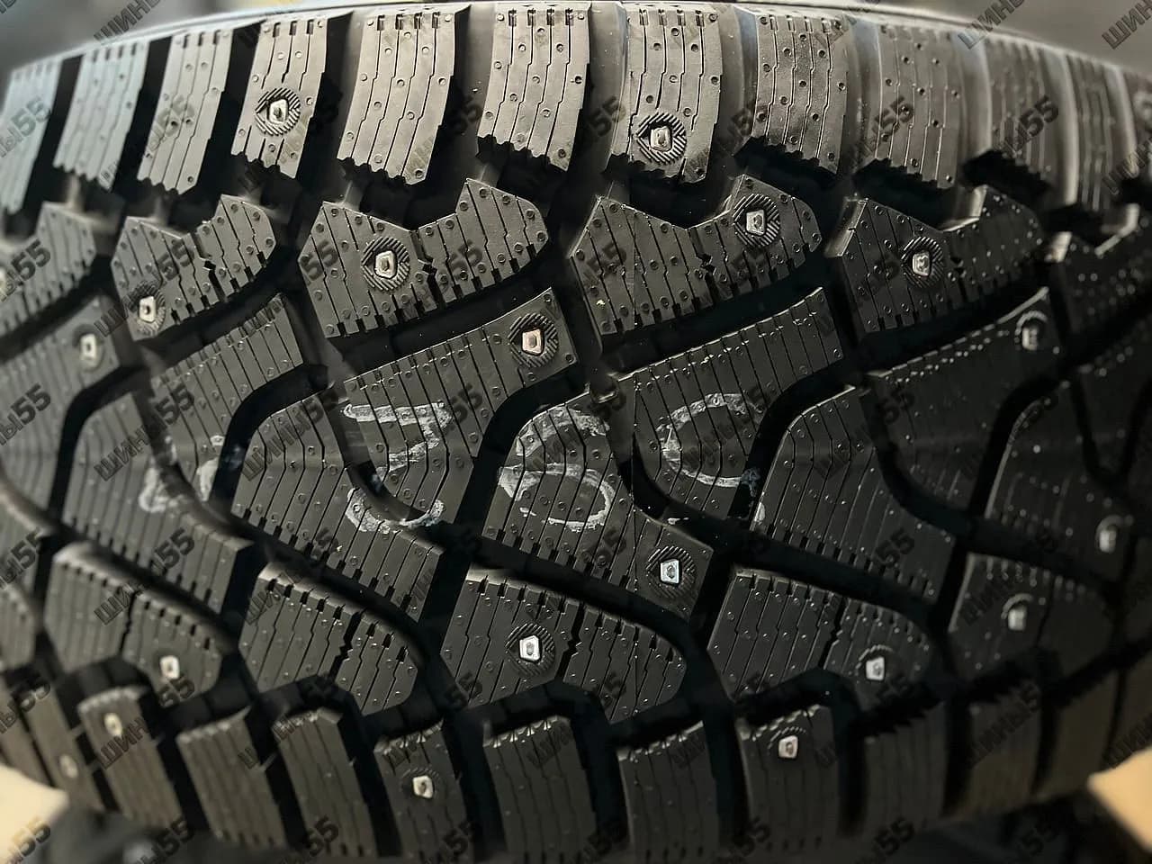 275/40R22 Pirelli IceZero (108H)