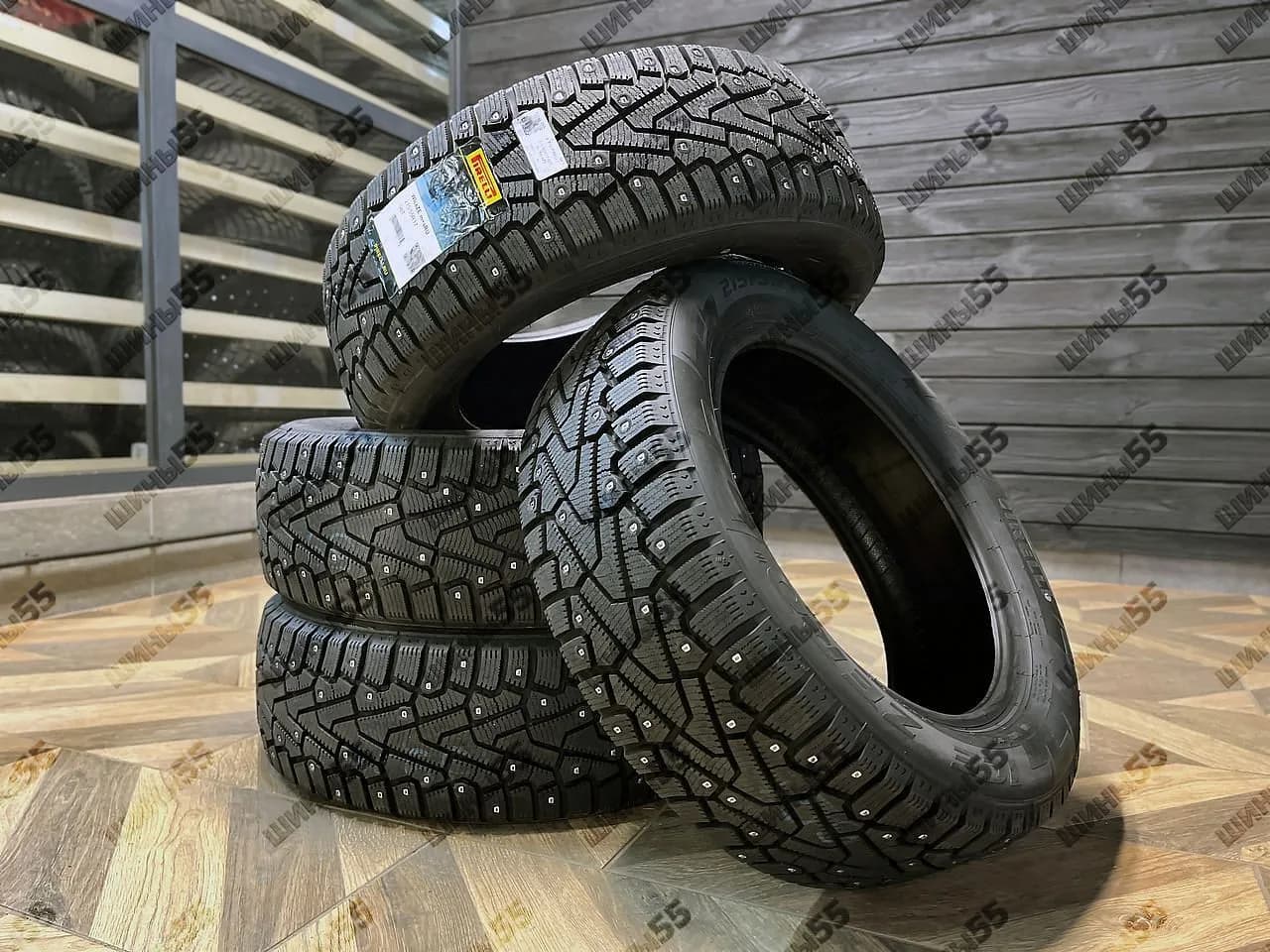 215/55R17 Pirelli Ice Zero (98T)