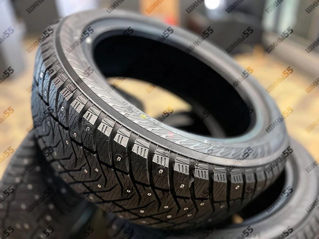 215/50R17 Yokohama IceGuard IG65 (95T)