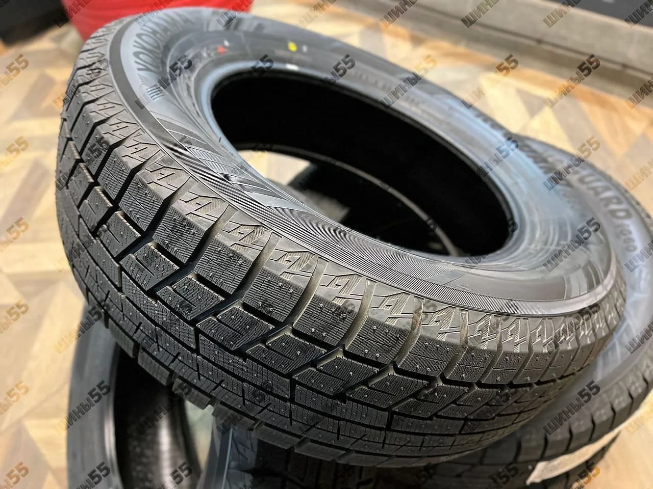 215/65R16 Yokohama IceGuard IG60 (98Q)