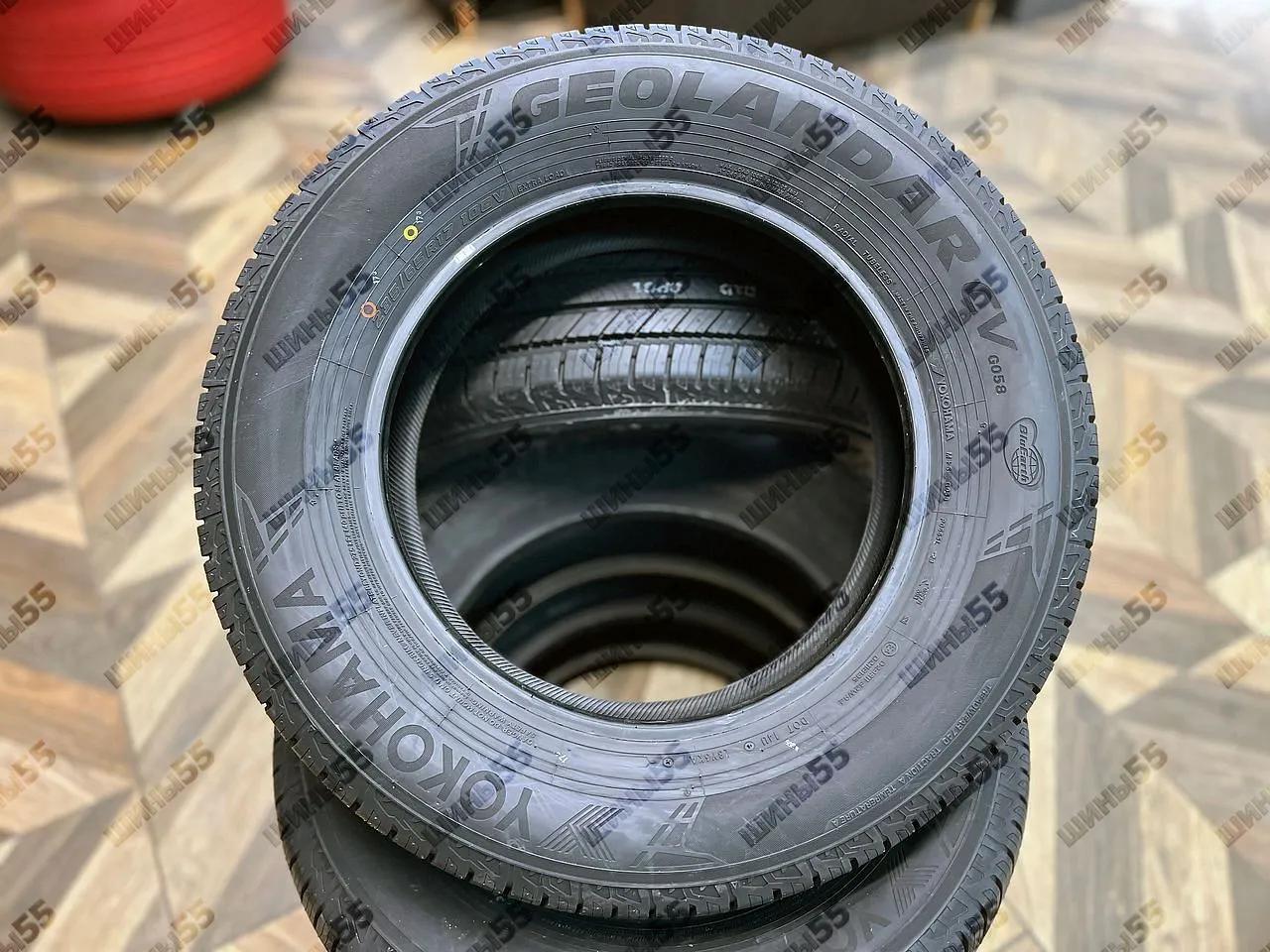 235/65R17 Yokohama Geolandar CV G058 (108V)