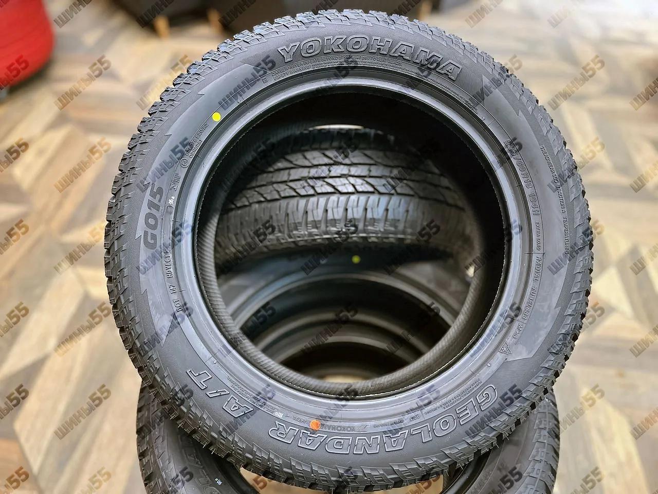 225/60R18 Yokohama Geolandar A/T G015 (104H)