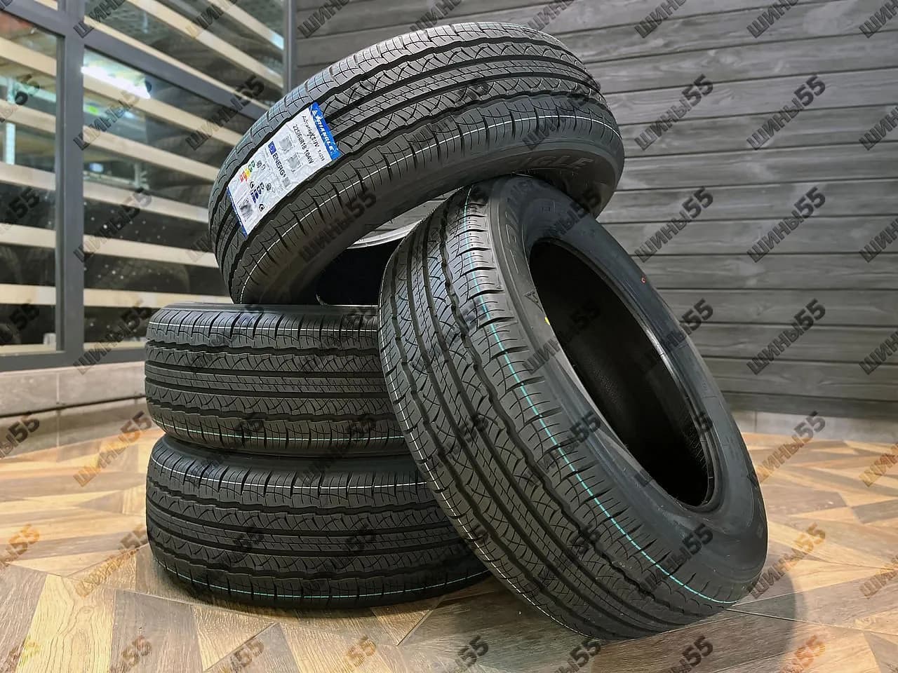 225/60R18 Triangle TR259 Advantex (104W)