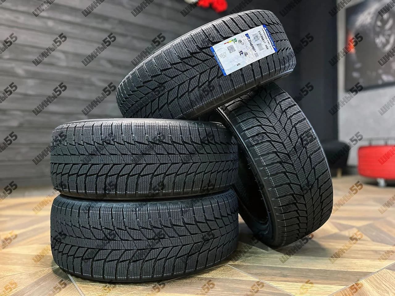 215/50R17 Triangle Trin PL01 (95R)