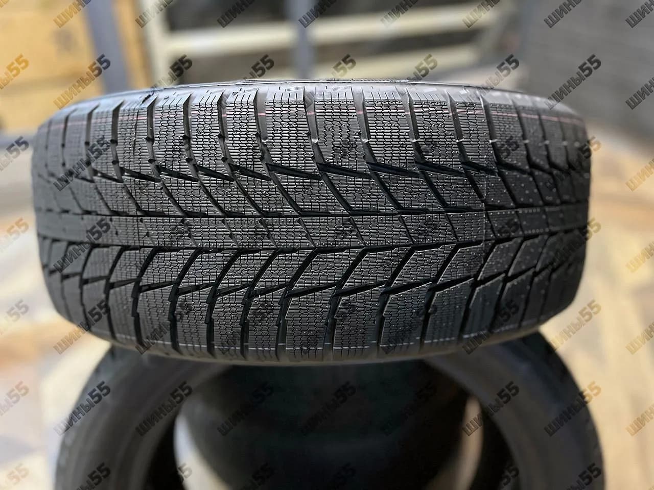215/50R17 Triangle Trin PL01 (95R)