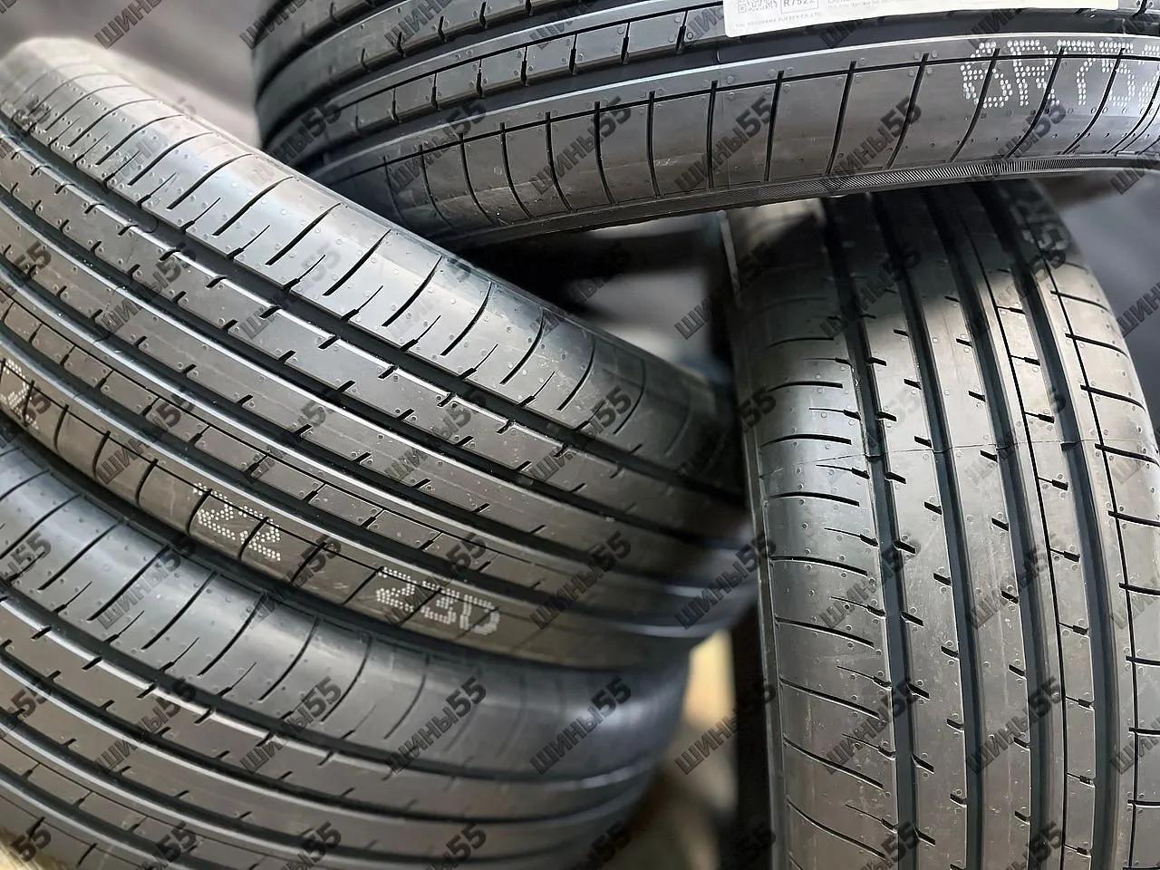 215/70R16 Yokohama BluEarth-XT AE61 (100H)