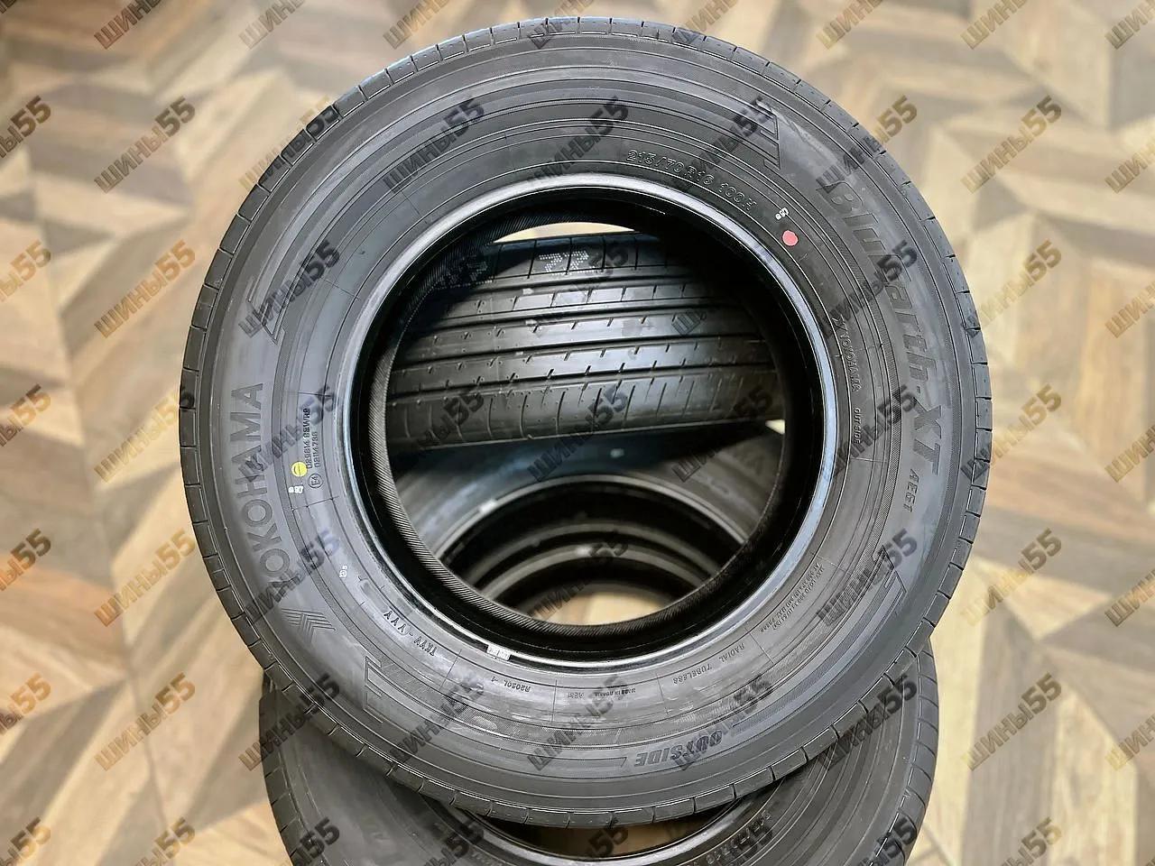 215/70R16 Yokohama BluEarth-XT AE61 (100H)