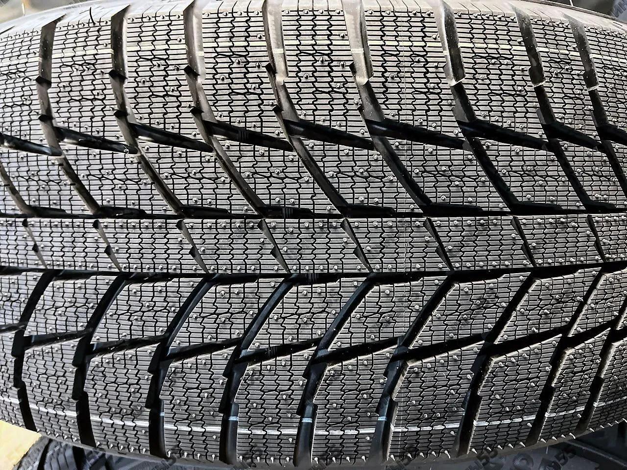 215/55R18 Triangle Trin PL01 (99R)