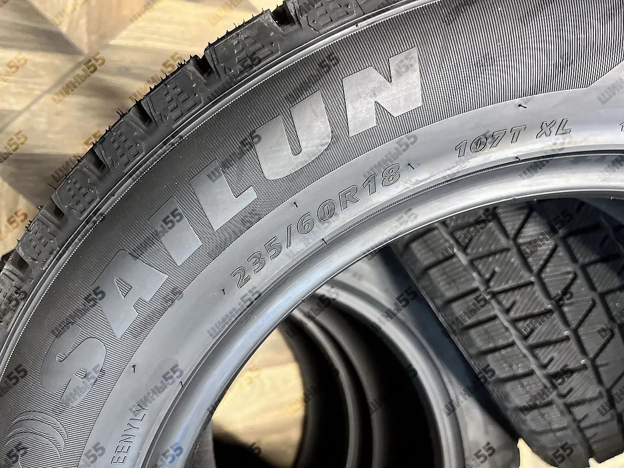235/60R18 Sailun Ice Blazer Arctic SUV (107T)