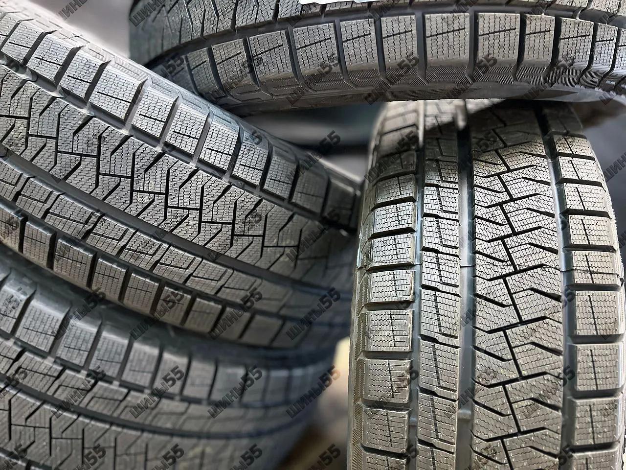 215/55R17 Pirelli Formula Ice Friction (98T)