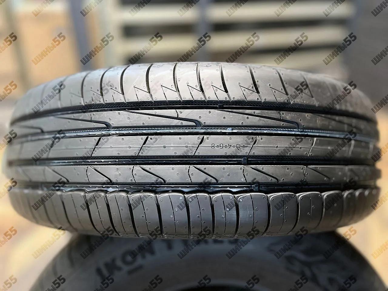 215/70R16 Ikon Autograph Aqua 3 SUV (100H)