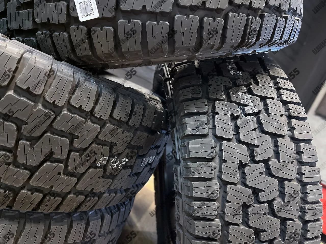 265/60R18 Pirelli Scorpion All Terrain plus (110H)