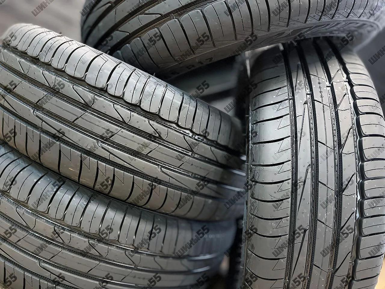 215/65R17 Ikon Autograph Aqua 3 SUV (103H)