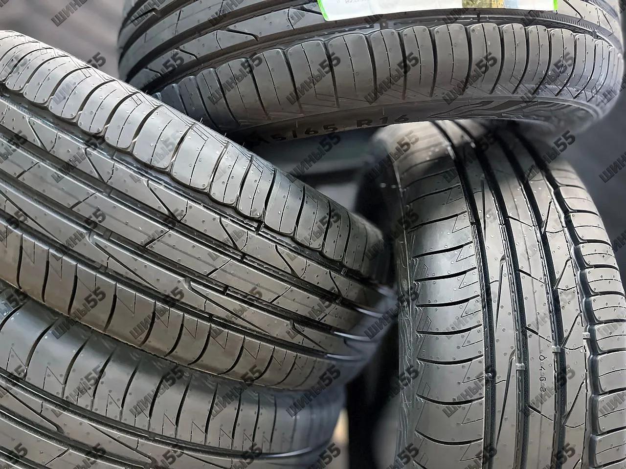 215/65R16 Ikon Autograph Aqua 3 SUV (102V)