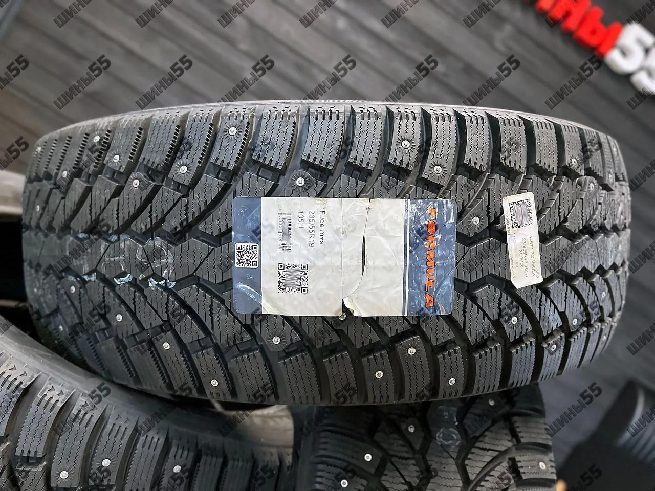 235/55R19 Pirelli Formula Ice (105H)
