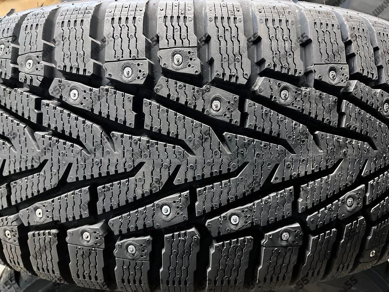 265/60R18 Ikon Character Ice 7 SUV (114T)