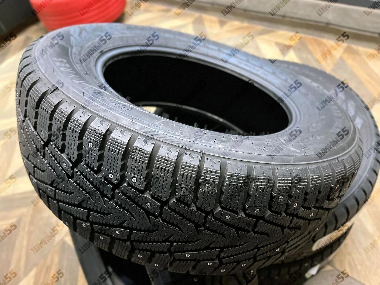 265/60R18 Ikon Character Ice 7 SUV (114T)