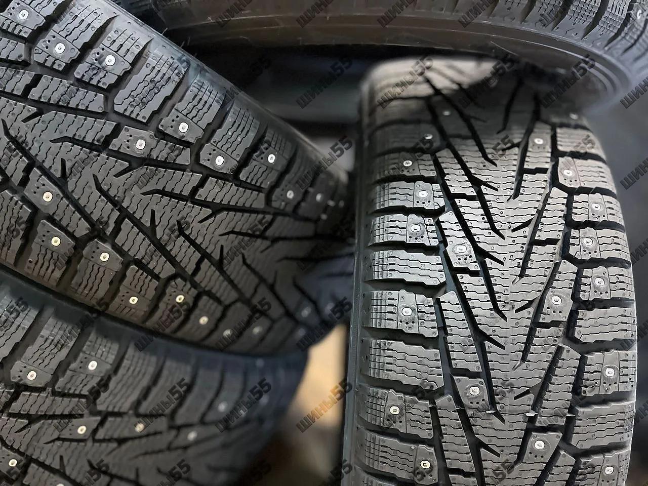 235/60R18 Ikon Character Ice 7 SUV (107T)