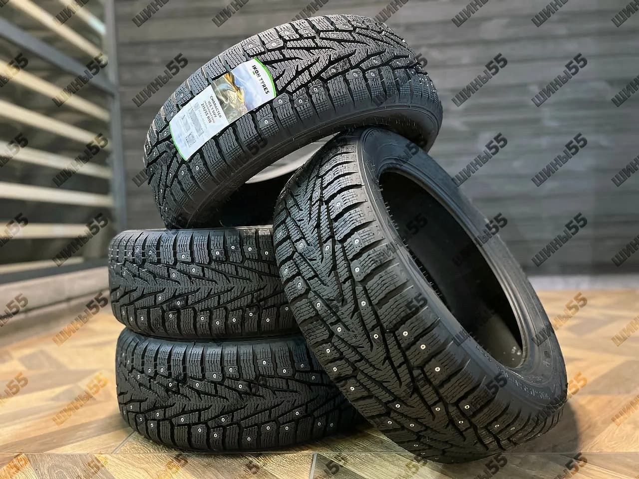 215/55R18 Ikon Character Ice 7 SUV (99T)