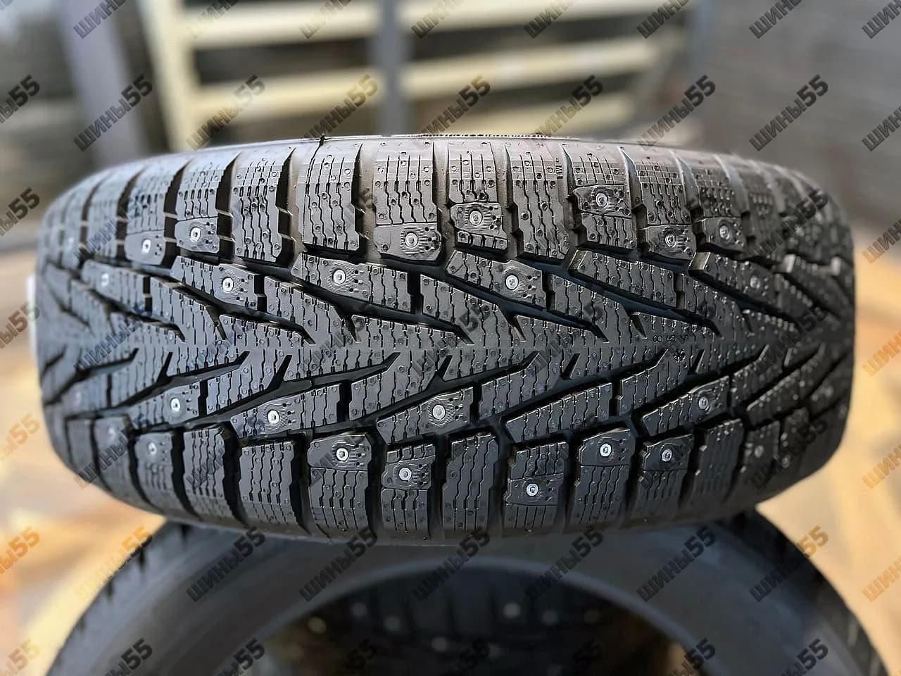 215/55R18 Ikon Character Ice 7 SUV (99T)