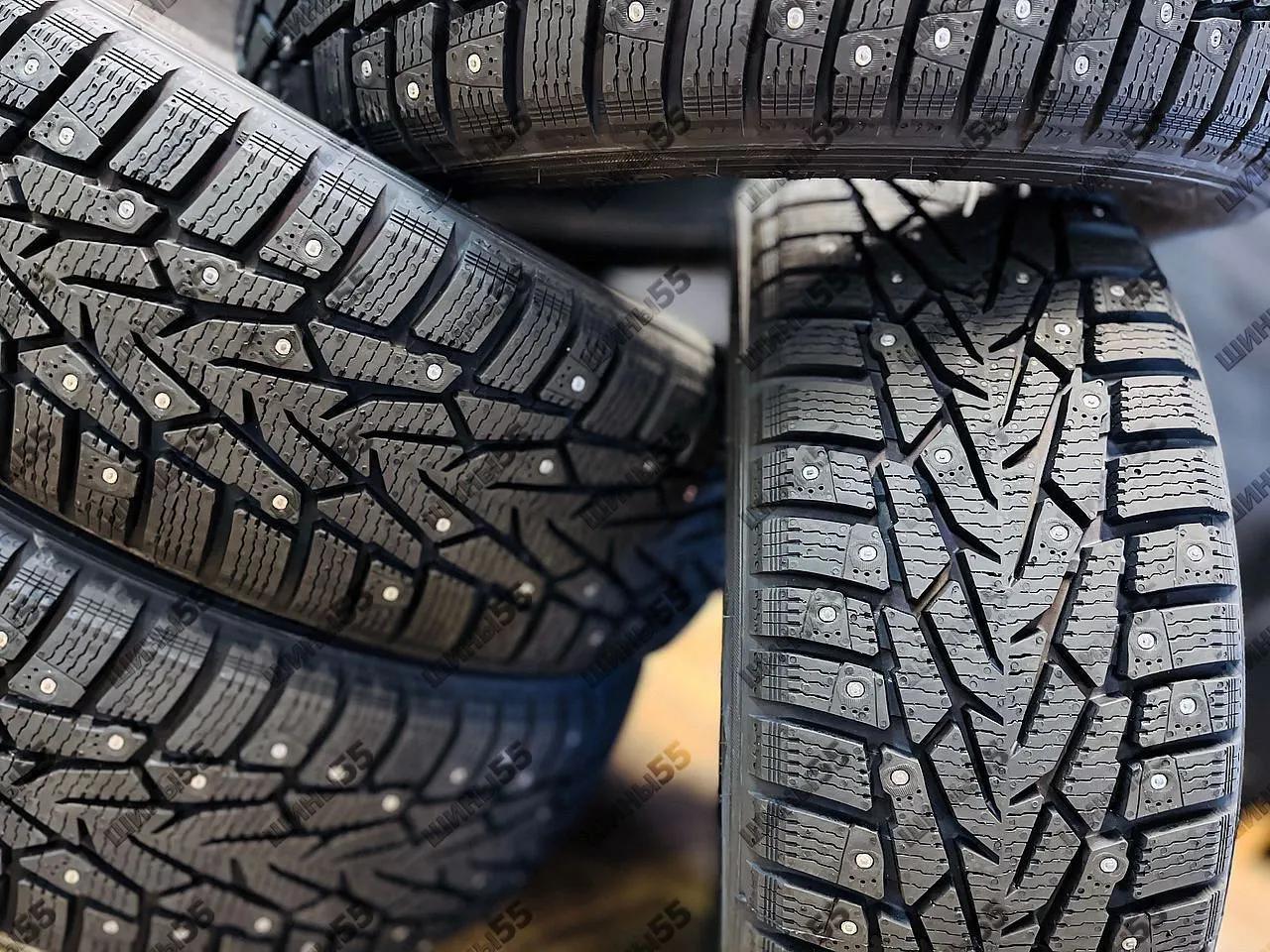 215/60R17 Ikon Character Ice 7 SUV (100T)