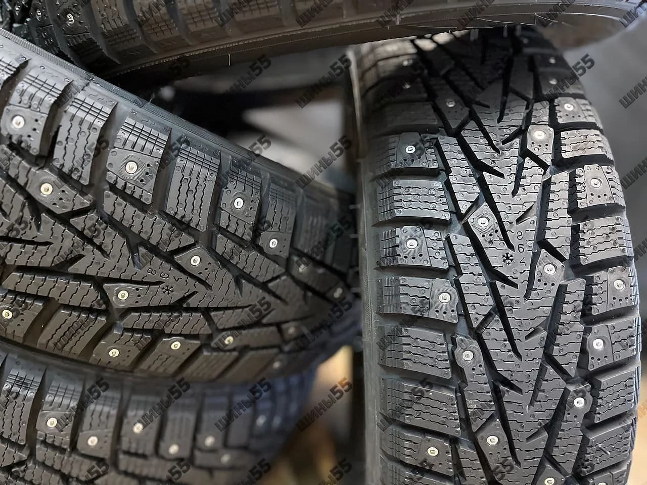 185/70R14 Ikon Character Ice 7 (92T)