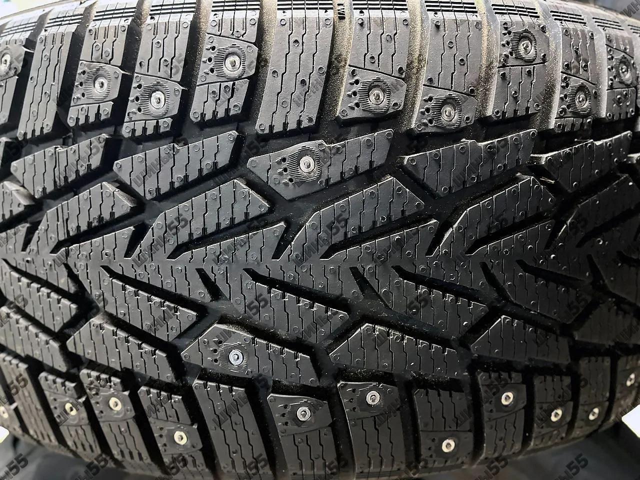 235/55R17 Ikon Character Ice 7 (103T)