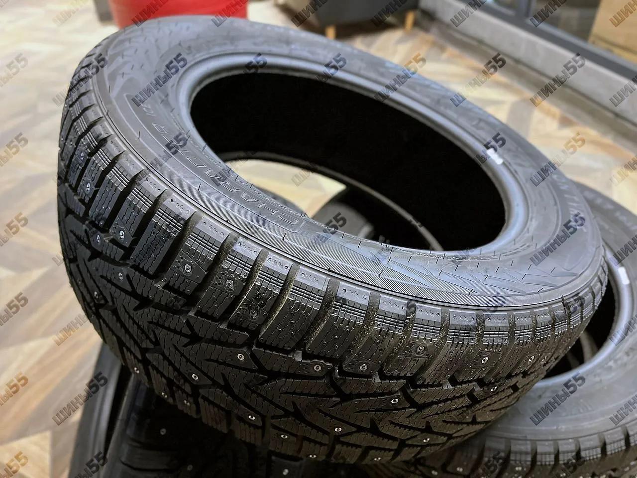 235/55R17 Ikon Character Ice 7 (103T)
