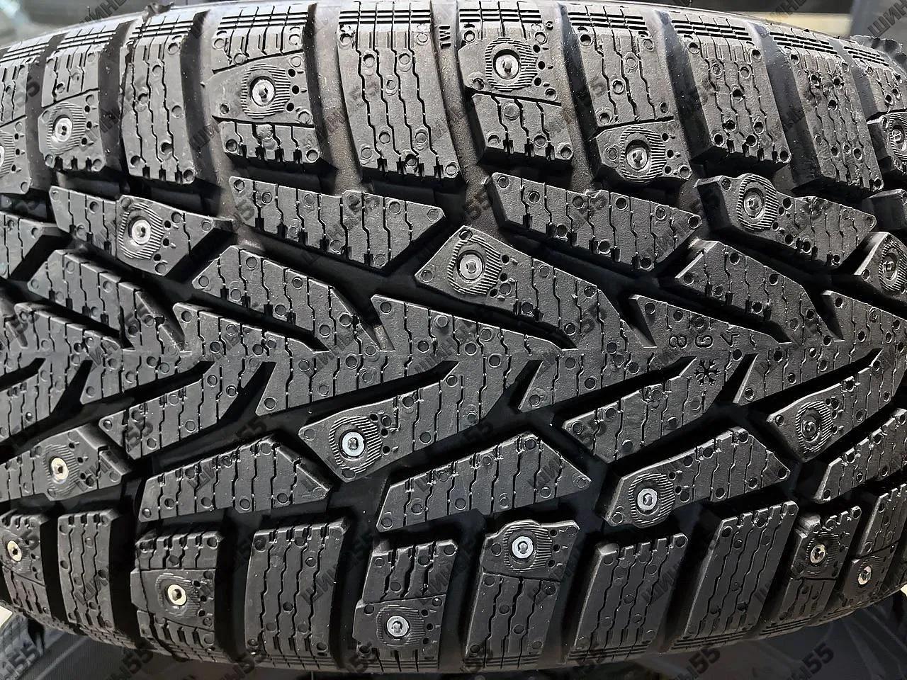 205/55R16 Ikon Character Ice 7 (94T)