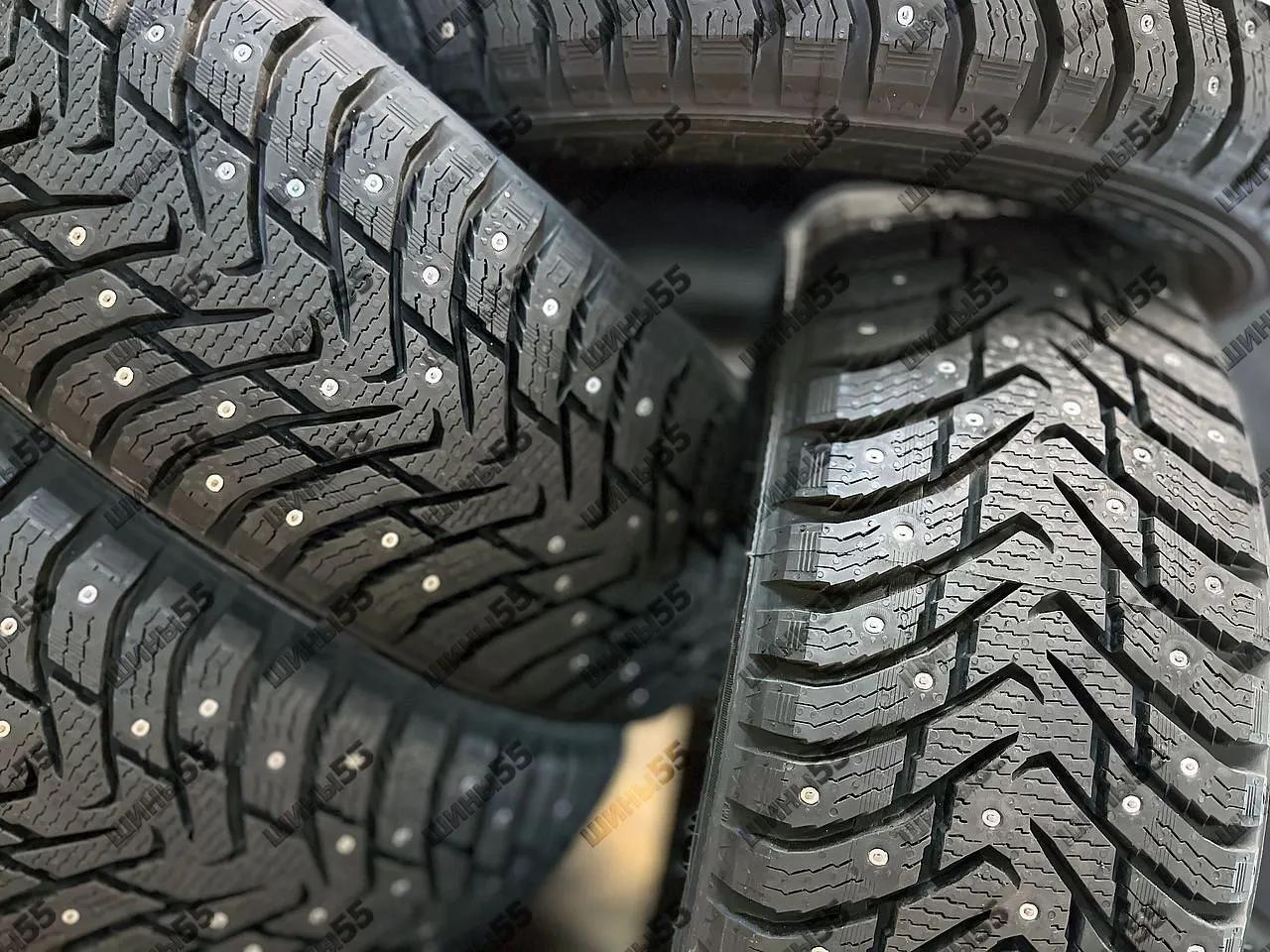 215/65R16 Ikon Character Ice 8 SUV (102T)