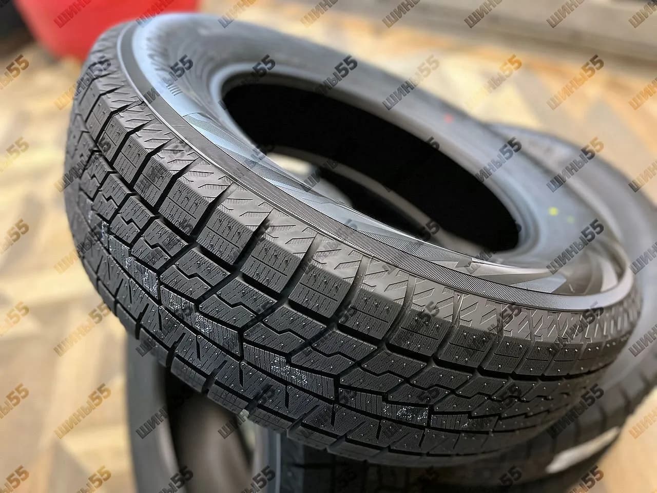 225/65R17 Yokohama IceGuard IG70 (102Q) (пр-во Япония)