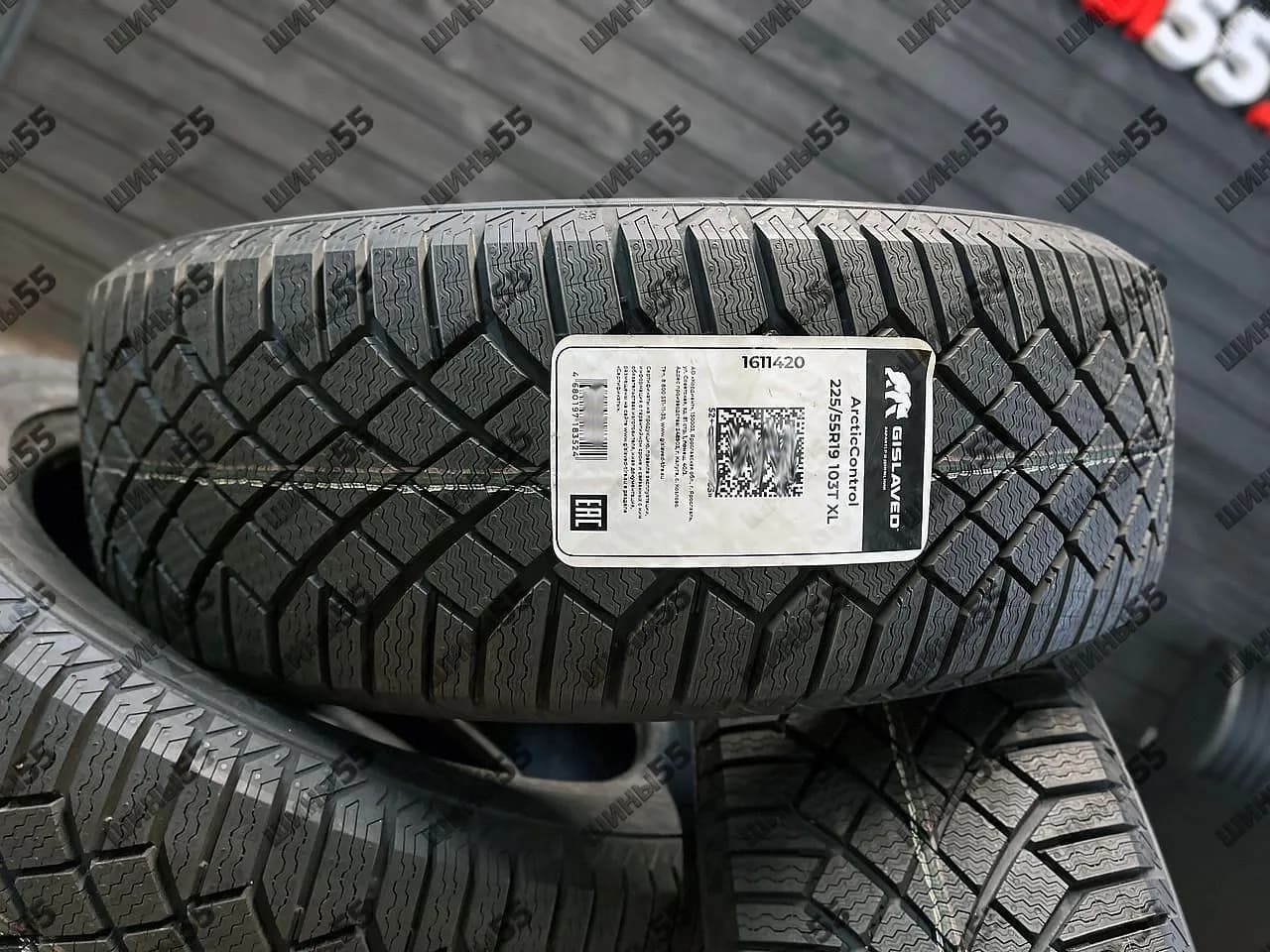 225/55R19 Gislaved ArcticControl (103T)