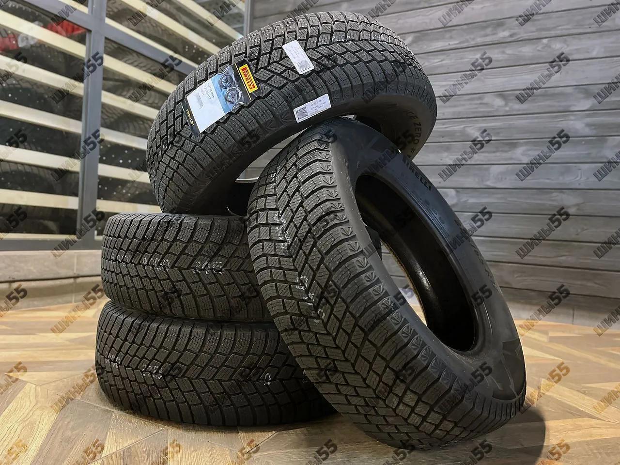 225/65R17 Pirelli Ice Zero FR 3 (106H)