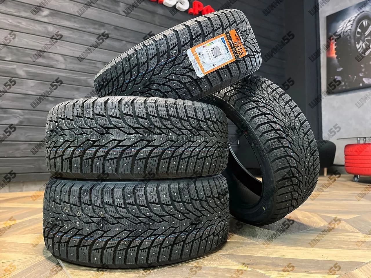 235/45R18 Tracmax X-Privilo S500 (98T)