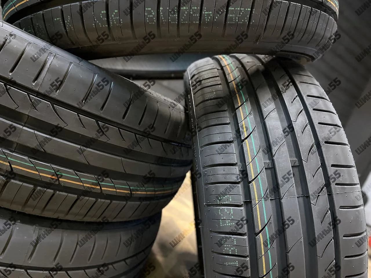 225/45R18 Tracmax X-Privilo TX3 (95Y)