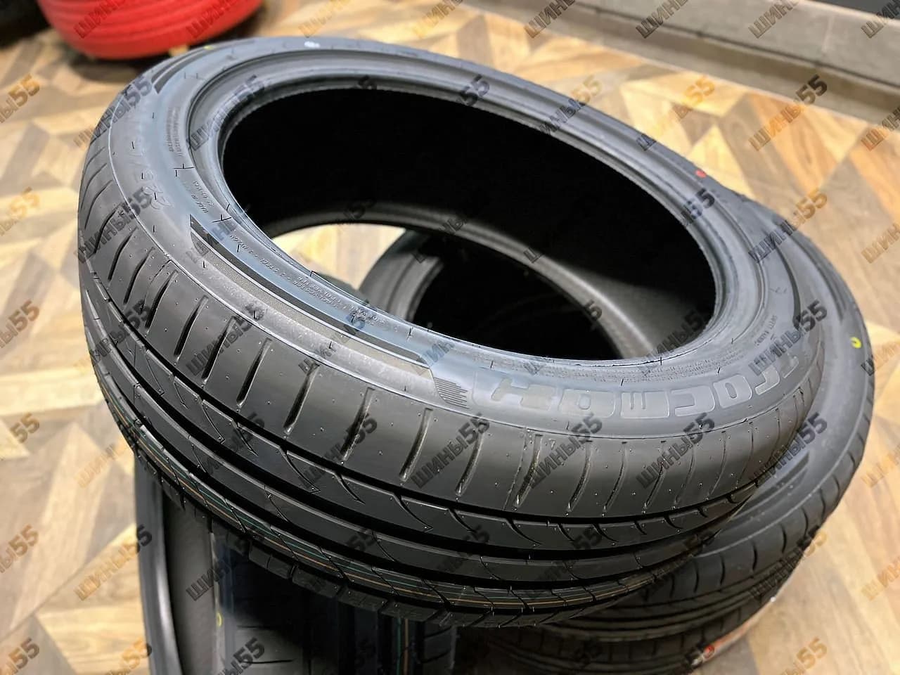225/45R18 Tracmax X-Privilo TX3 (95Y)