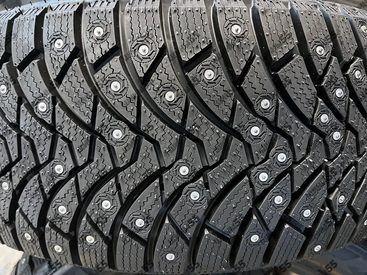 215/55R17 LingLong Leao Winter Defender Grip 2 (98T)