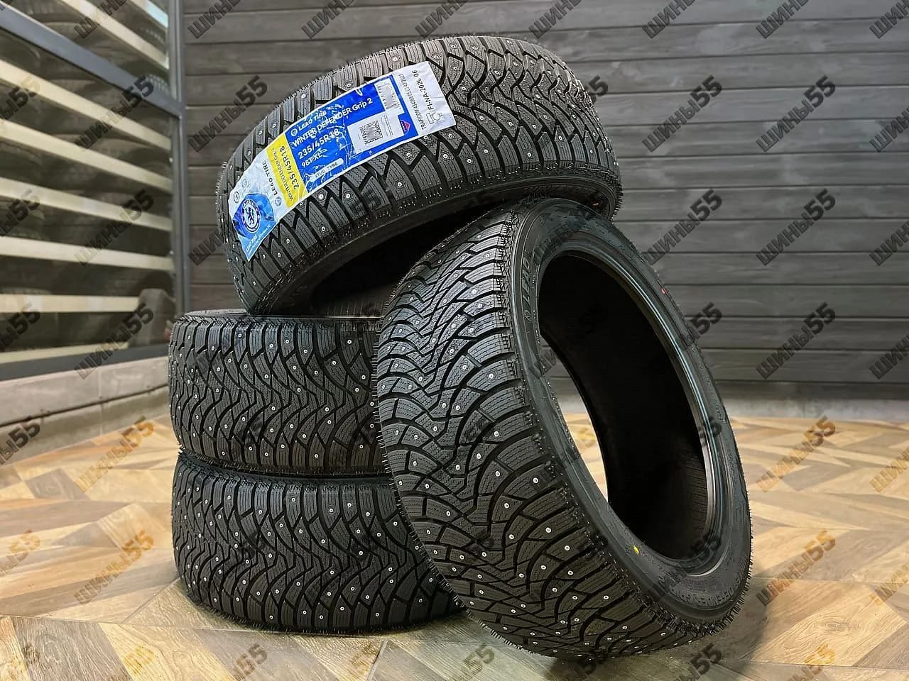 235/45R18 LingLong Leao Winter Defender Grip 2 (98T)
