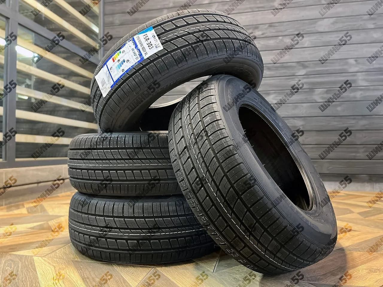 215/65R16 Fortune FSR-303 (102V)