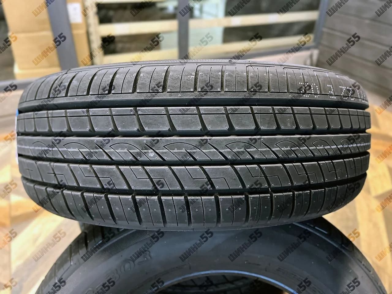 215/65R16 Fortune FSR-303 (102V)