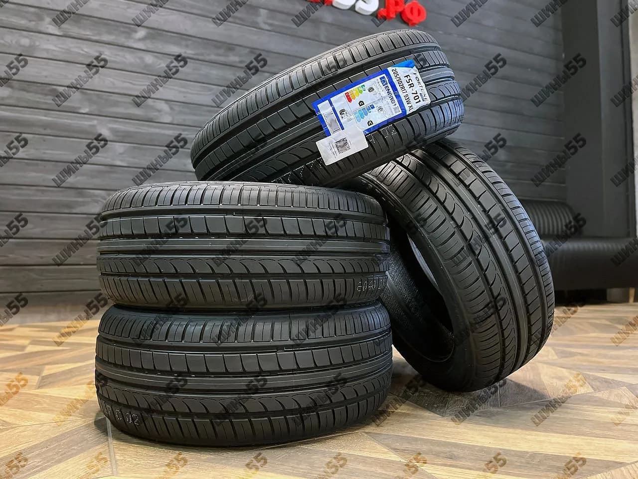 205/50R17 Fortune FSR-701 (93W)