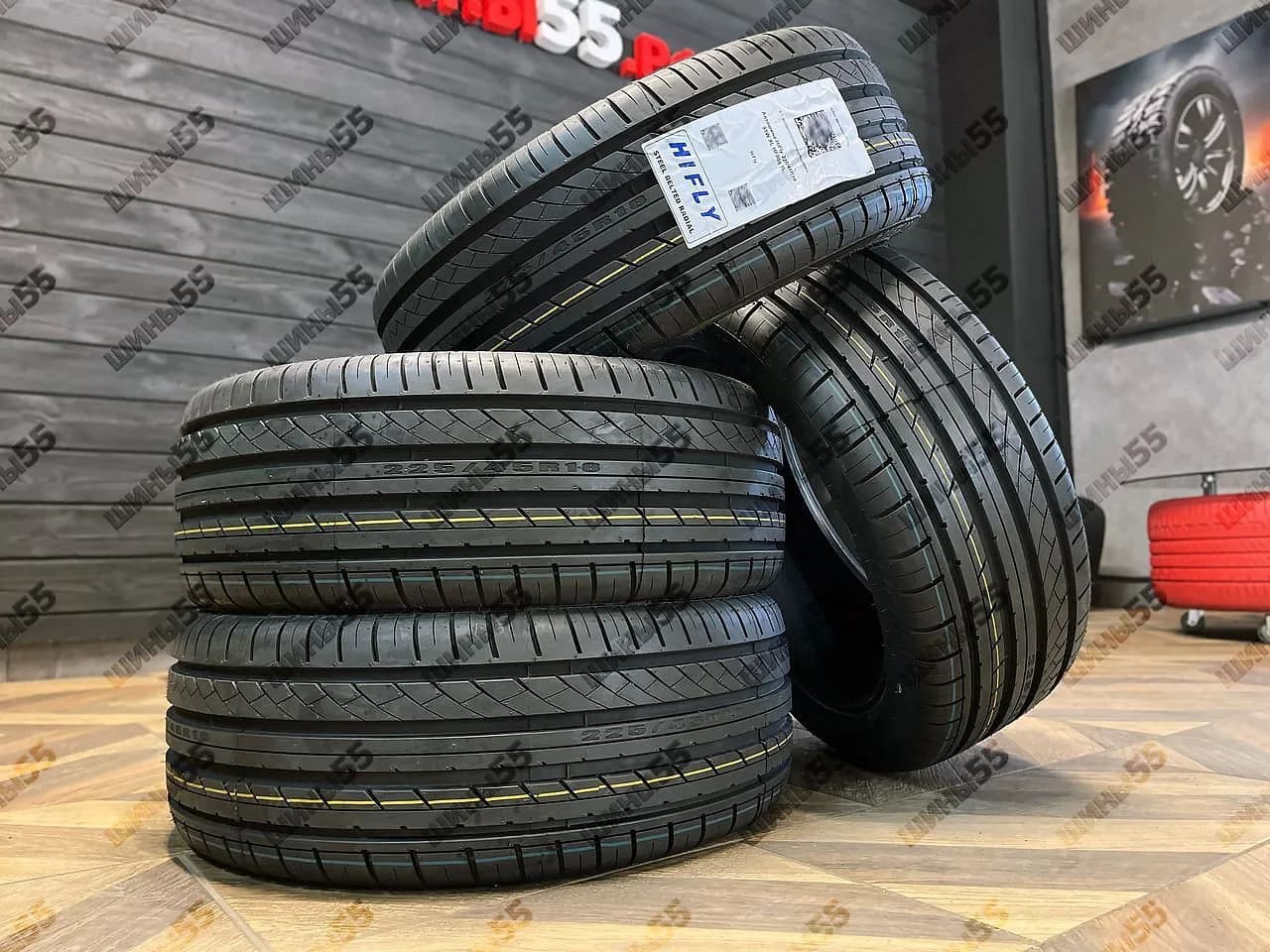 225/45R18 HiFly HF-805 (95W)