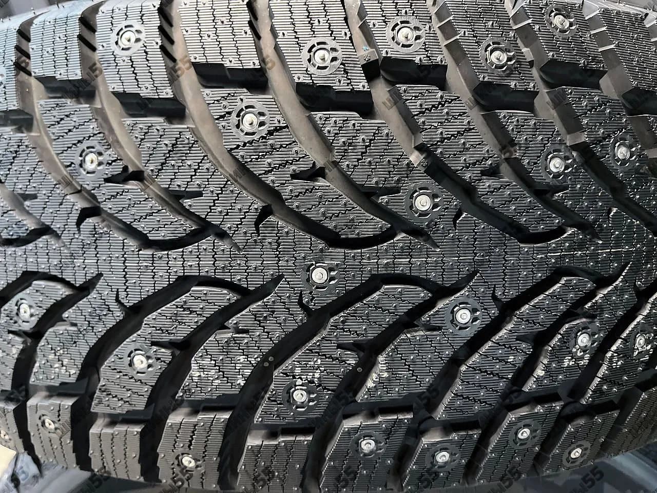 265/65R18 Landspider Arctictraxx (116T)