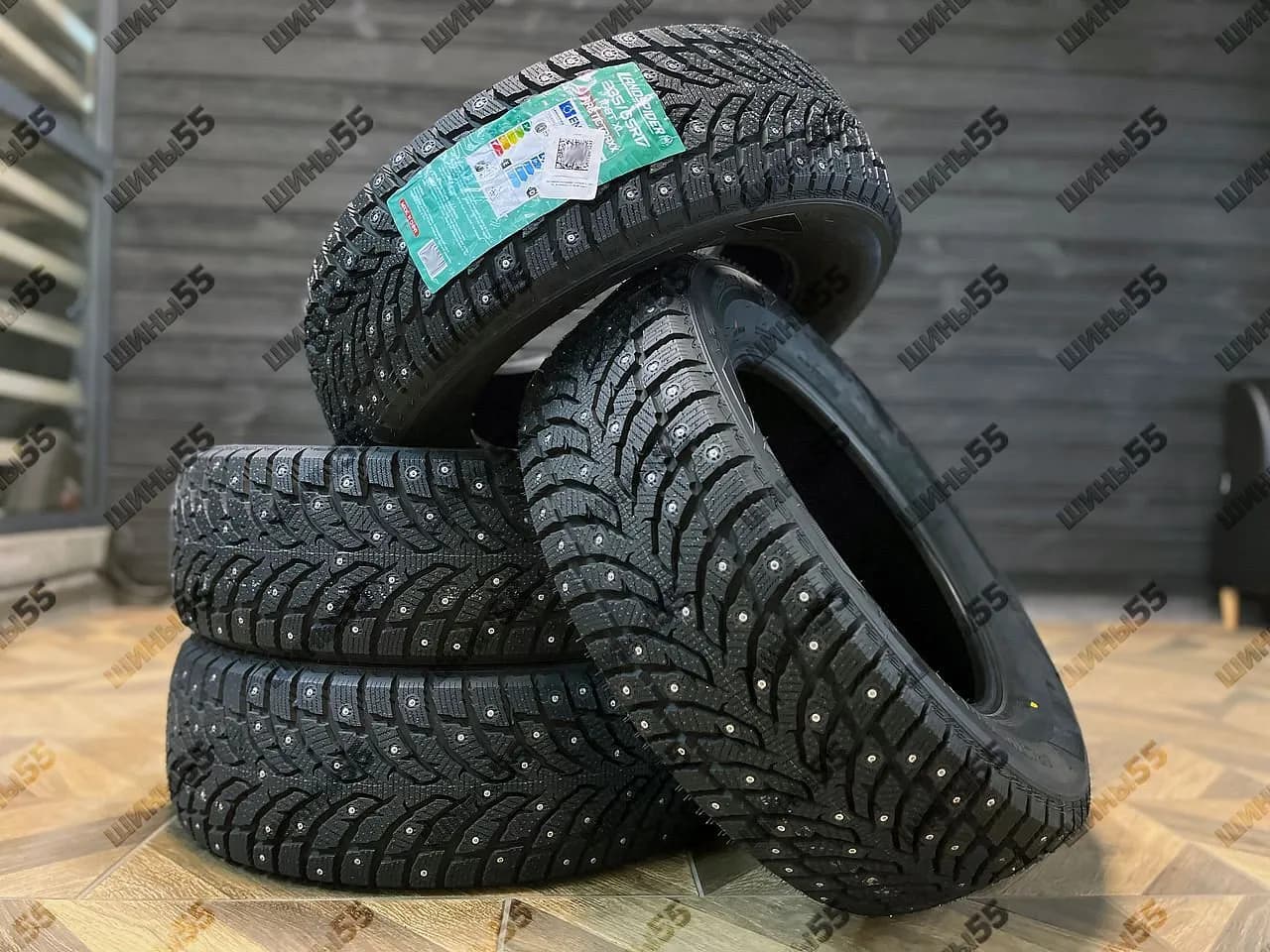 235/65R17 Landspider Arctictraxx (108T)