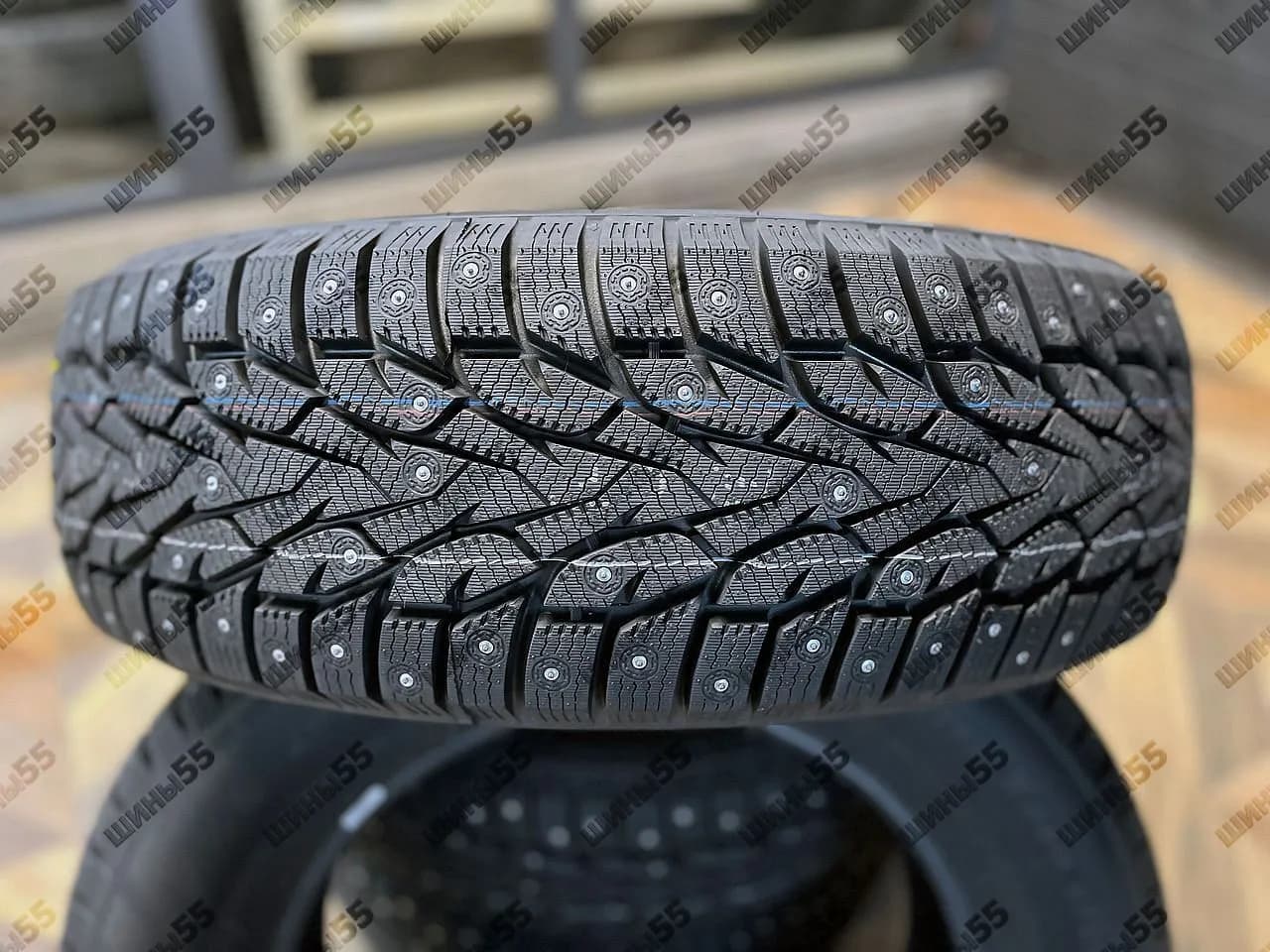 225/65R17 Sonix Winter X Pro Studs 77 (106T)