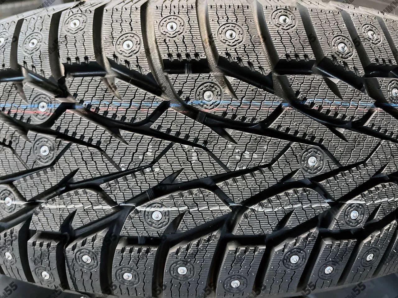 225/65R17 Sonix Winter X Pro Studs 77 (106T)