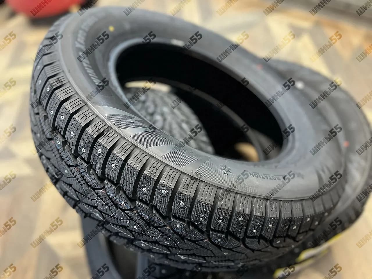 225/65R17 Sonix Winter X Pro Studs 77 (106T)