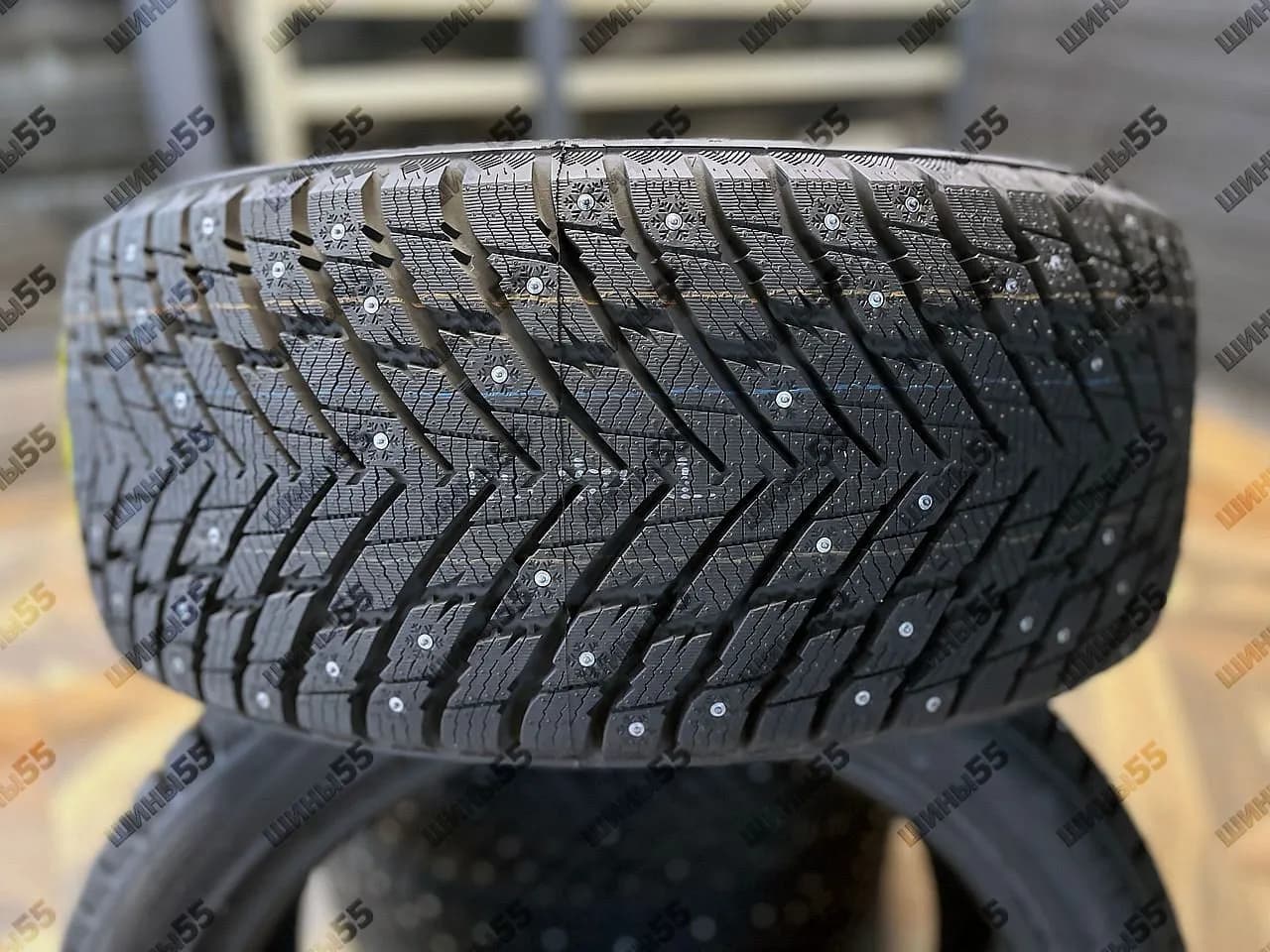 235/45R18 Sonix Winter X Pro Studs 69 (98T)