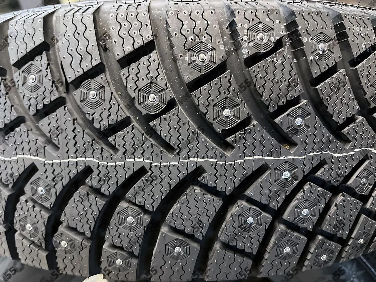185/65R15 Fortune Polaro Ice (92T)